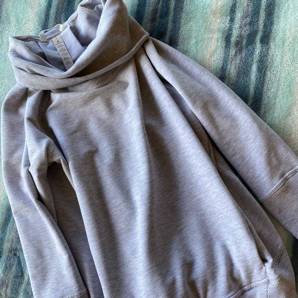 Lululemon sweater